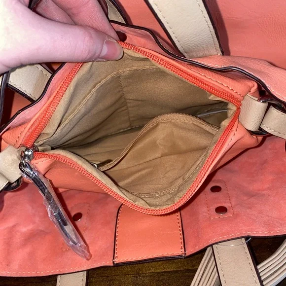 Coral 2 in 1 Crossbody or Shoulder Bag NWT - Picture 6 of 6